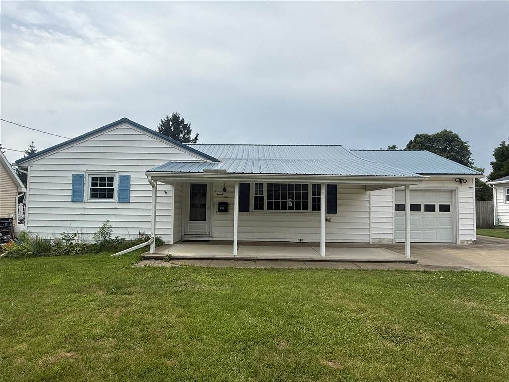525 Hatfield Street - Photo 1