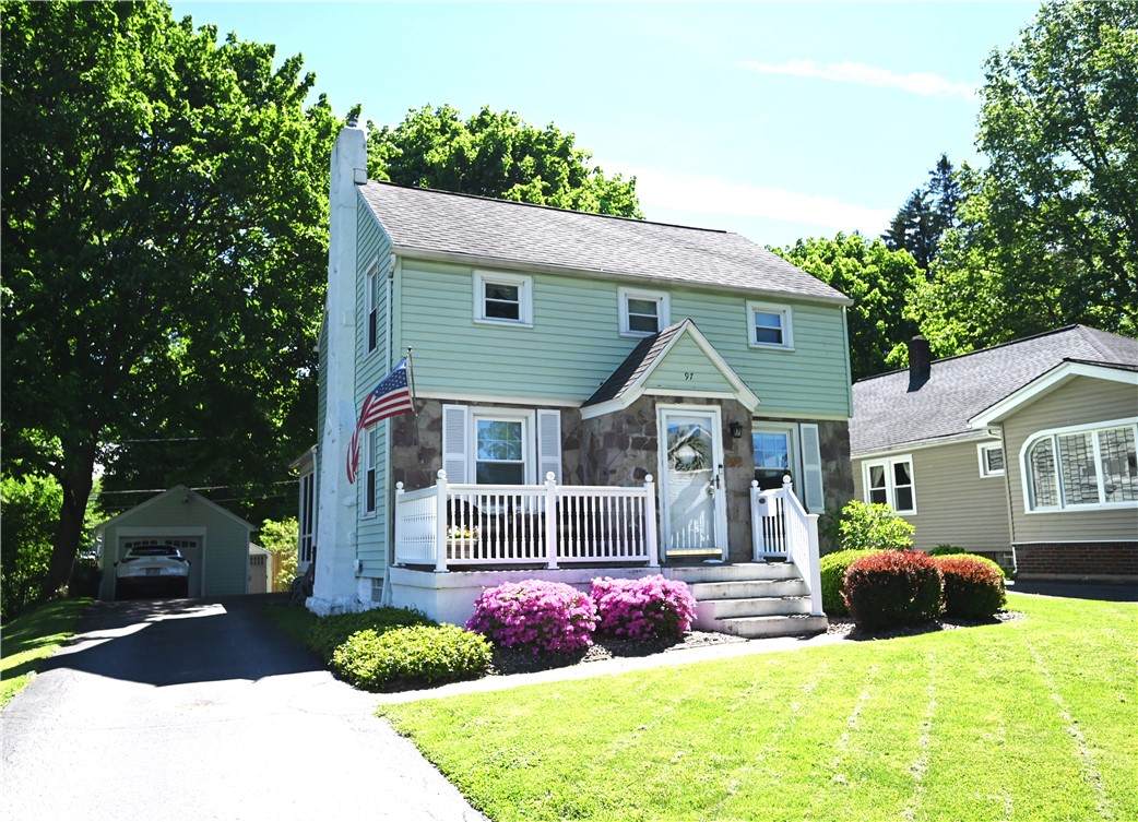 97 Lyndale Drive - Photo 1
