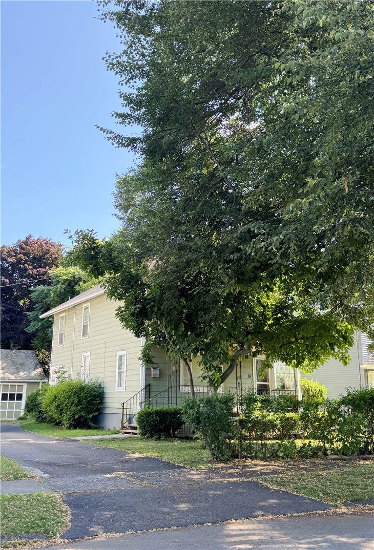 764 Carpenter Street - Photo 1