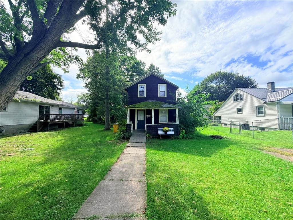 539 Hudson Street - Photo 1
