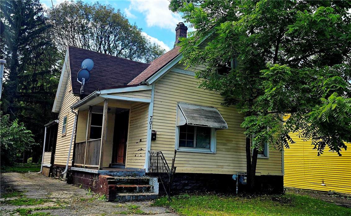 701 Bay Street - Photo 1