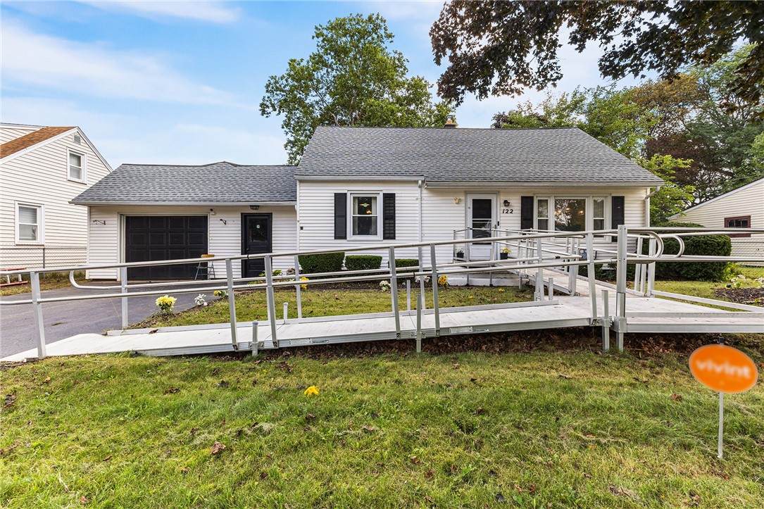 122 Harvest Drive - Photo 1