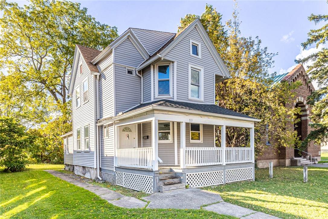 869 Genesee Street - Photo 1