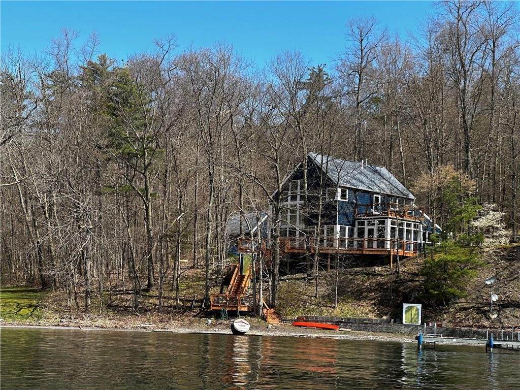 432 Woodside - Photo 1