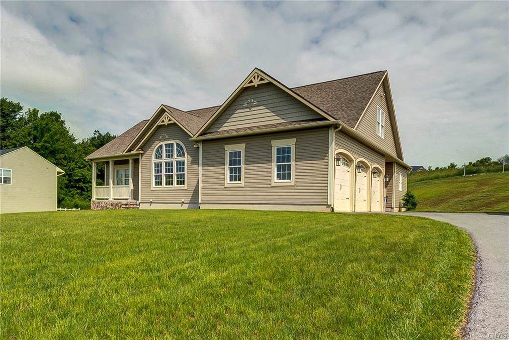 110 Firefly Way - Photo 1