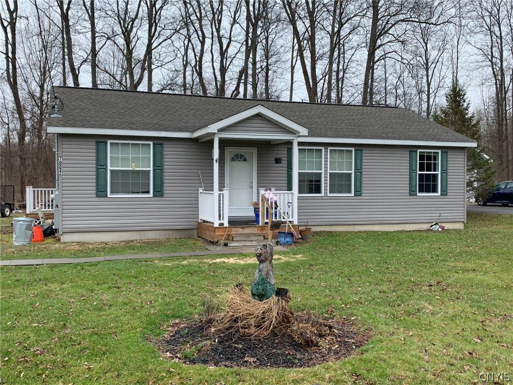 7890 Ontario Avenue - Photo 1
