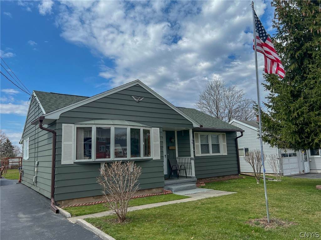 39 Thornton Avenue - Photo 1