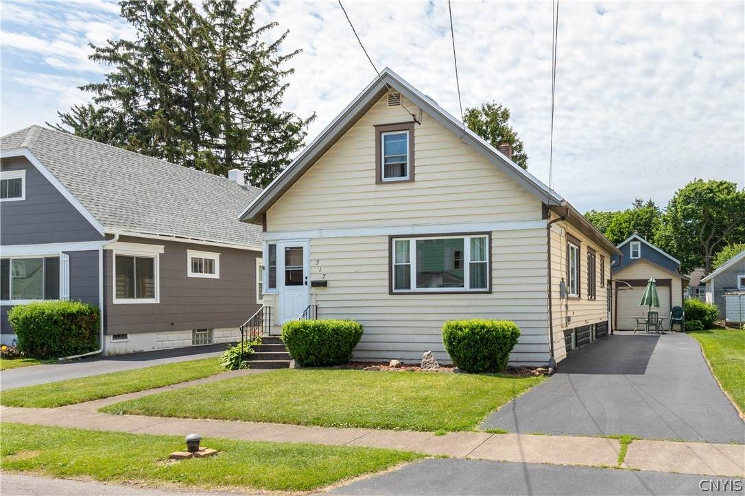 317 Malverne Drive - Photo 1
