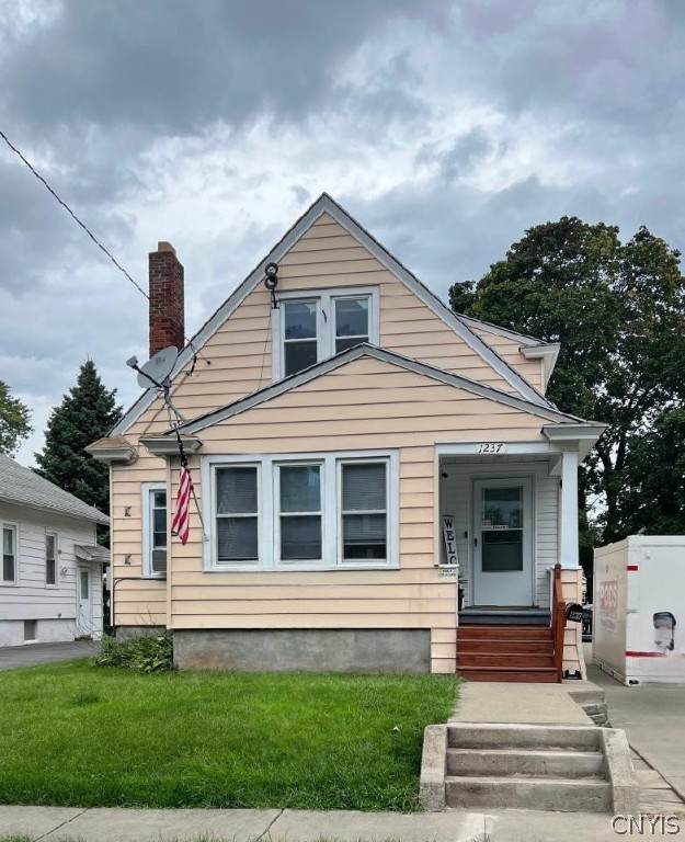 1237 Glencove Road - Photo 1