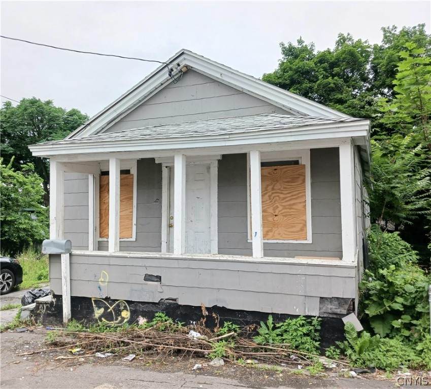 111 Titus Alley - Photo 1