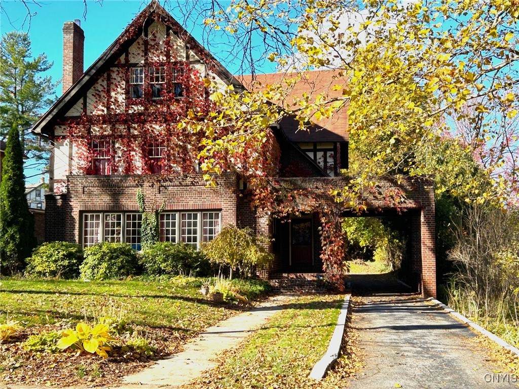 13 Brattle Road - Photo 1