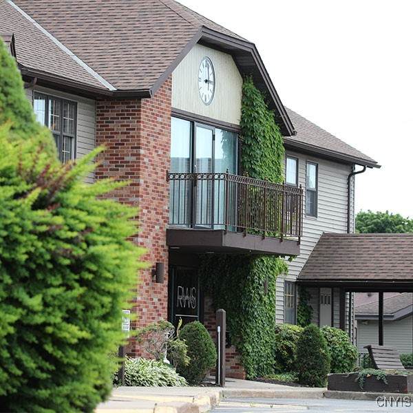 106 Utica Street - Photo 1