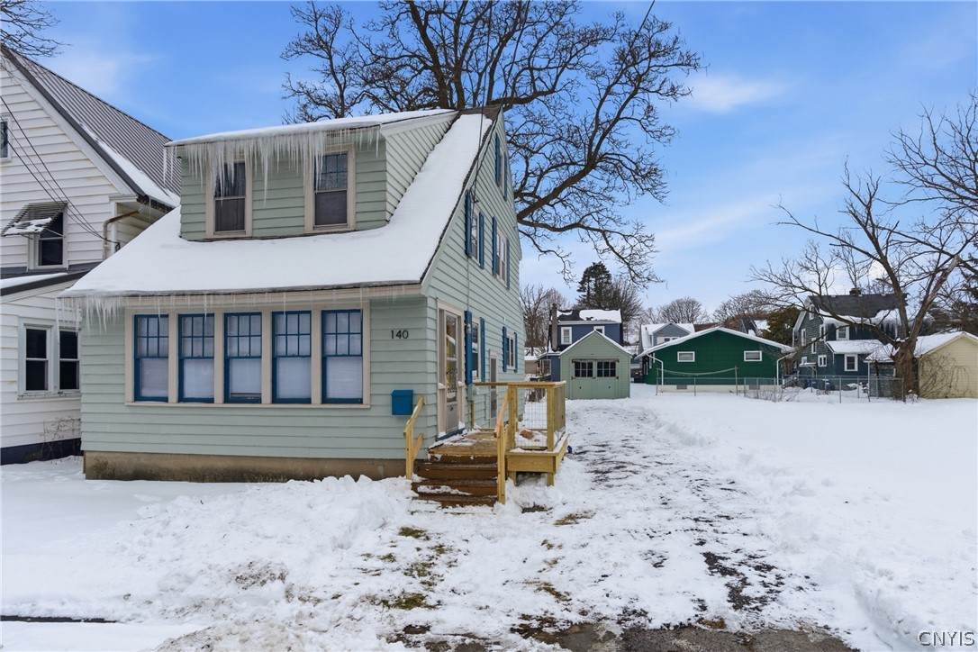 140 Ruth Avenue - Photo 1
