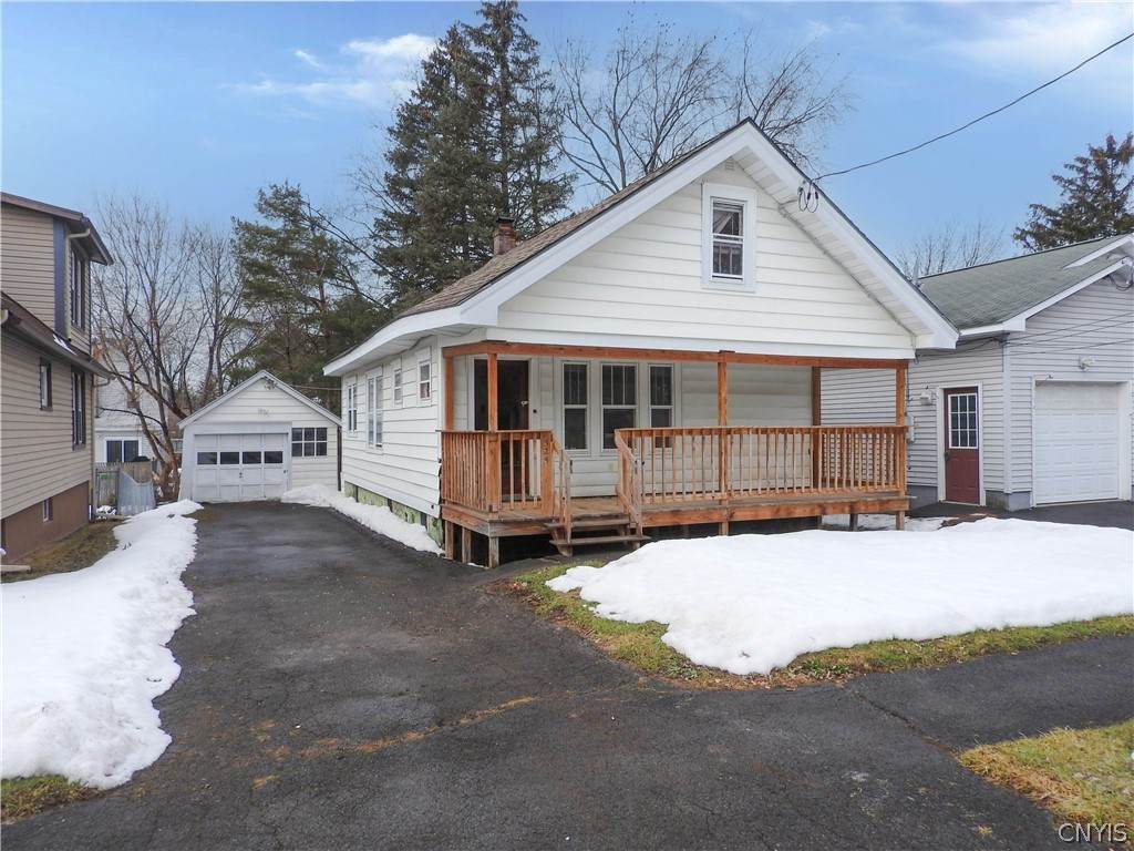 325 Collingwood Avenue - Photo 1