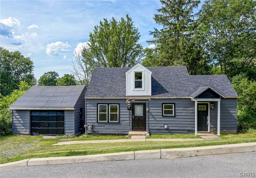 3595 Owasco Drive - Photo 1