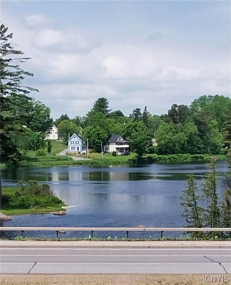 https://bt-photos.global.ssl.fastly.net/rochester/orig_boomver_2_S1705626-2.jpg