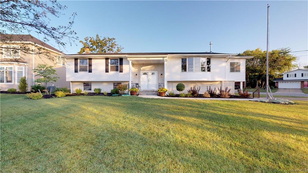 1460 River Road - Photo 1