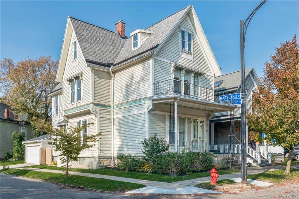 60 College Street - Photo 1