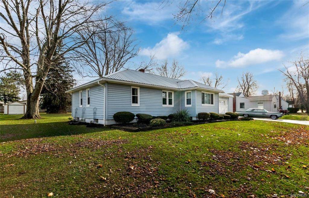 2321 Lockport Olcott Road - Photo 1