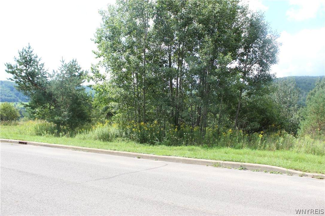 6-8 Mckinley Drive - Photo 1