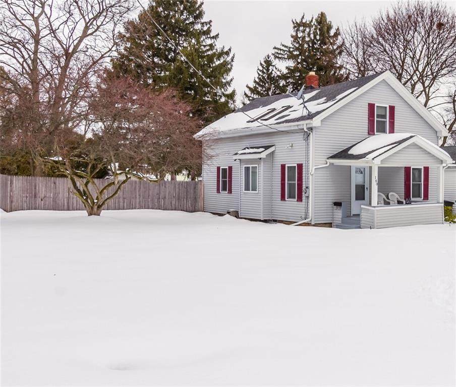 180 Hampton Boulevard - Photo 1