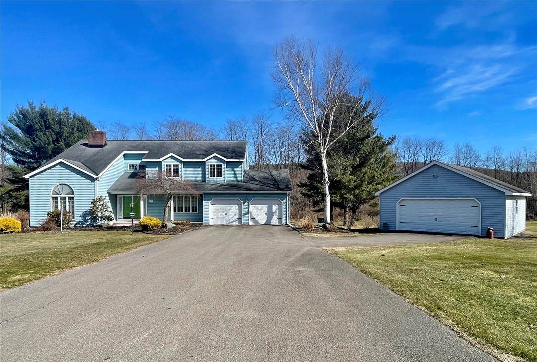 124 Cassie Drive - Photo 1