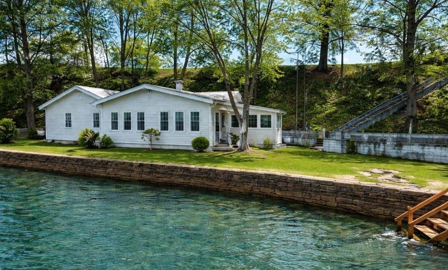 5535 Peach Orchard Point - Photo 1