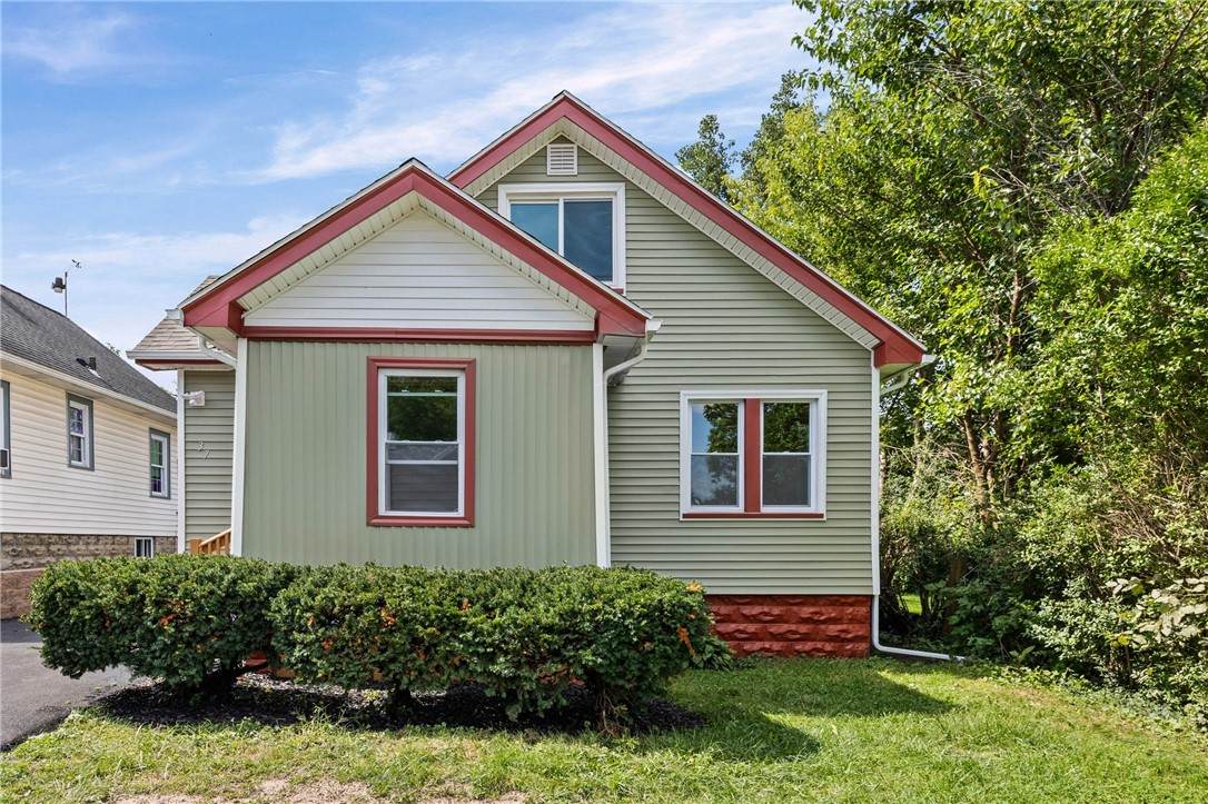 37 Glenora Drive - Photo 1