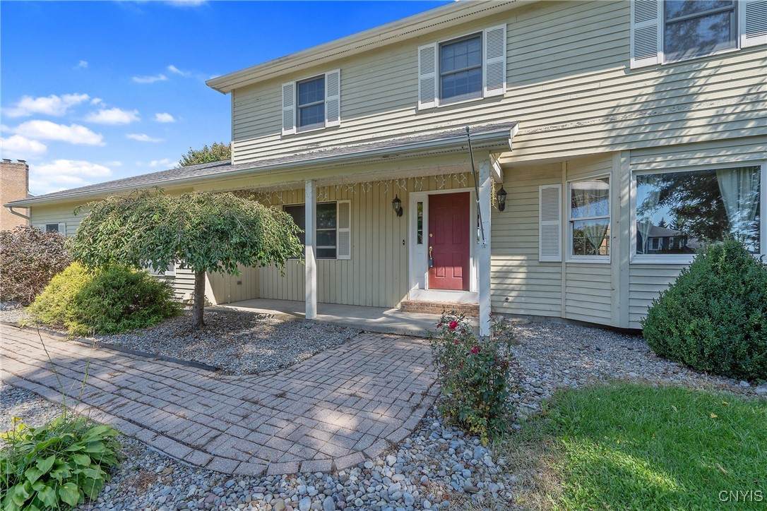 8271 Thimblerock Circle - Photo 1