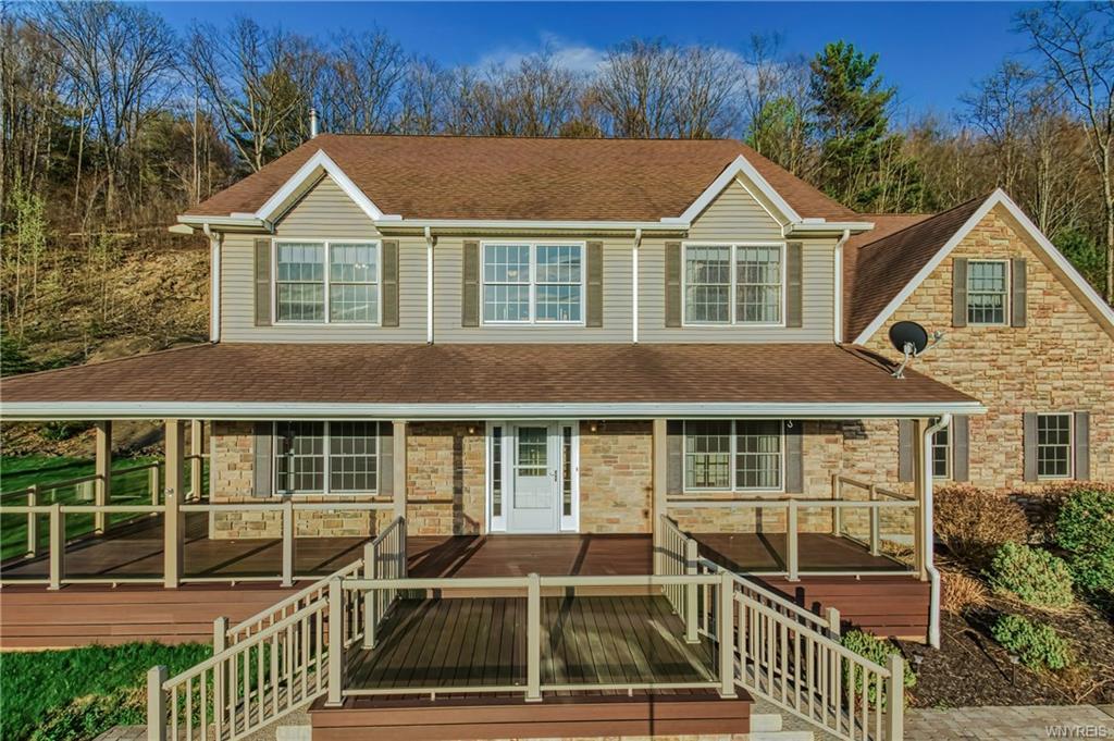 248 Hawthorn Lane - Photo 1