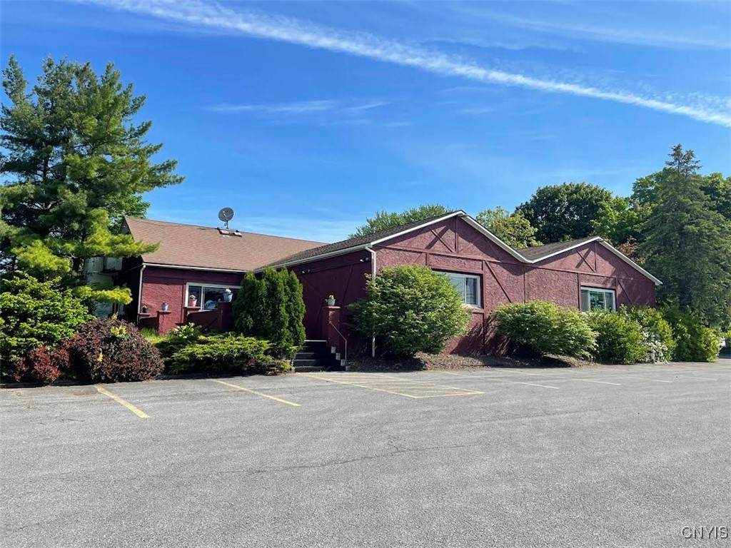 3231 Seneca Turnpike - Photo 1