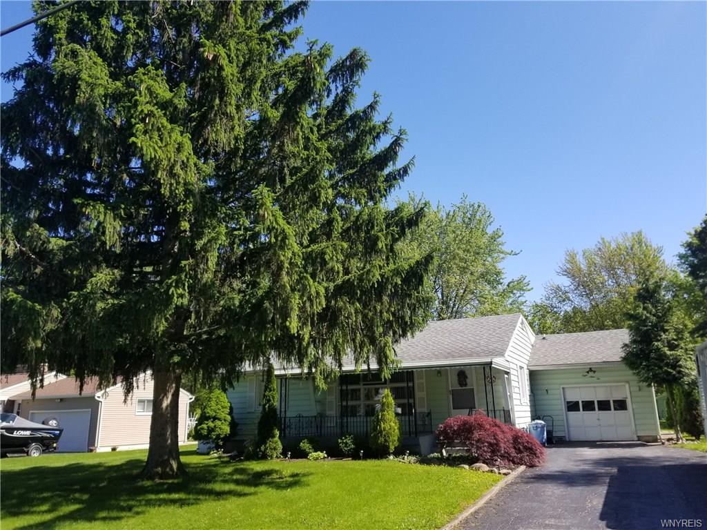 892 The Circle Drive - Photo 1