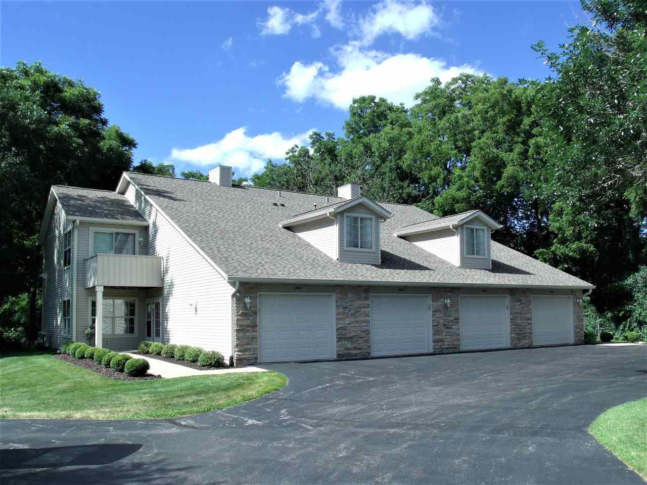 5662 Oak Village Drive - Photo 1
