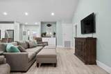 142 Channelview - Photo 20