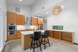 110 Forest Hills - Photo 3