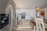 1604 Victoria - Photo 14