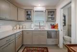 1809 Hillcrest - Photo 8