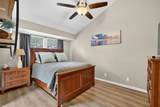 210 Oak Bay - Photo 24