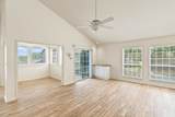 210 Oak Bay - Photo 10