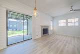 210 Oak Bay - Photo 10