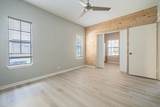 210 Oak Bay - Photo 14