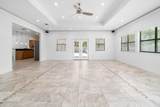 913 Redwood - Photo 16