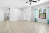 913 Redwood - Photo 7