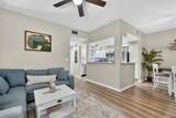 210 Oak Bay - Photo 3