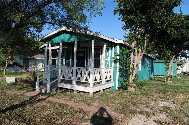 2766 Dallas Ave - Photo 1