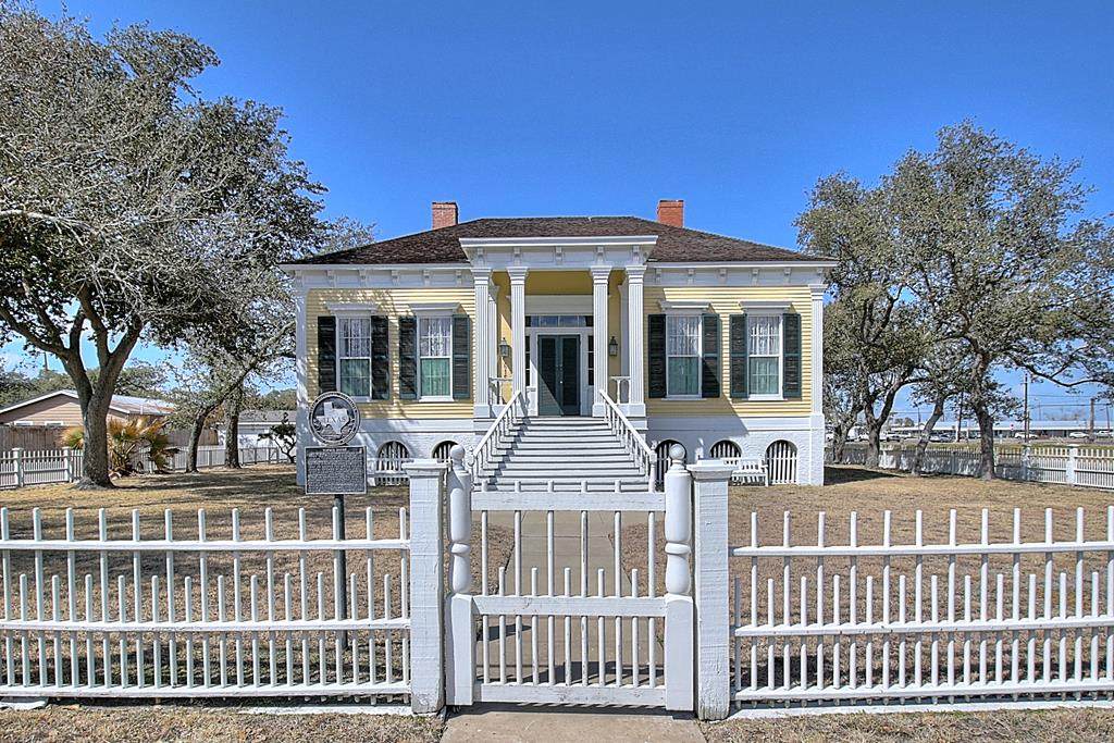 615 Church Street - Photo 1