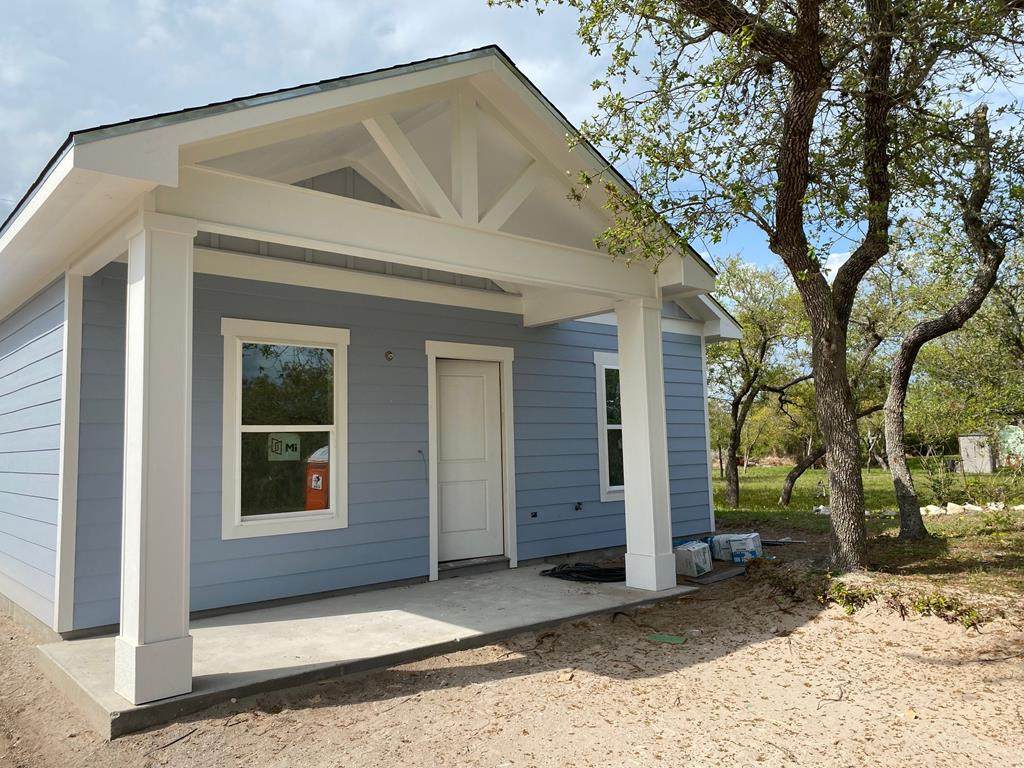 430 Misty Oak Ln - Photo 1