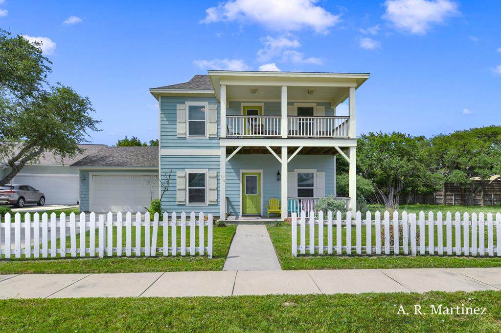 114 Boardwalk - Photo 1