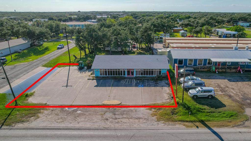 3301 Hwy 35 N - Photo 1