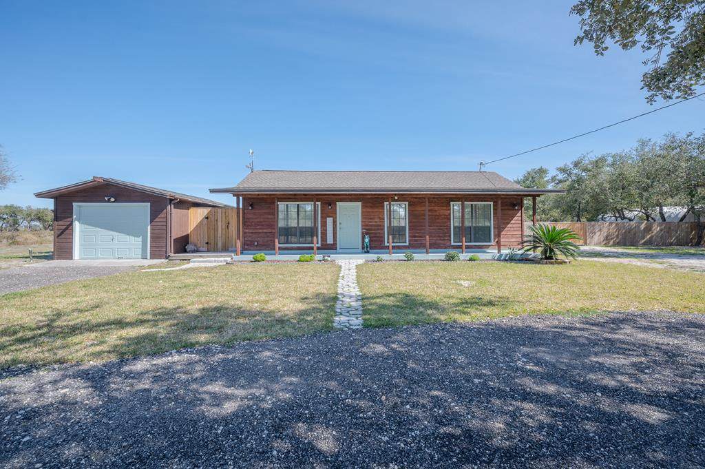 208 St Francis Cir - Photo 1
